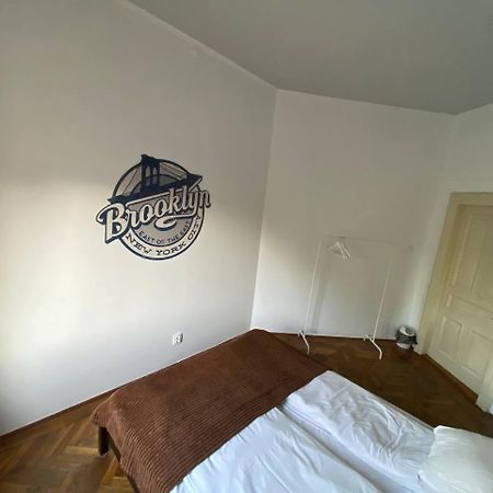 New York Hostel Lviv Dış mekan fotoğraf