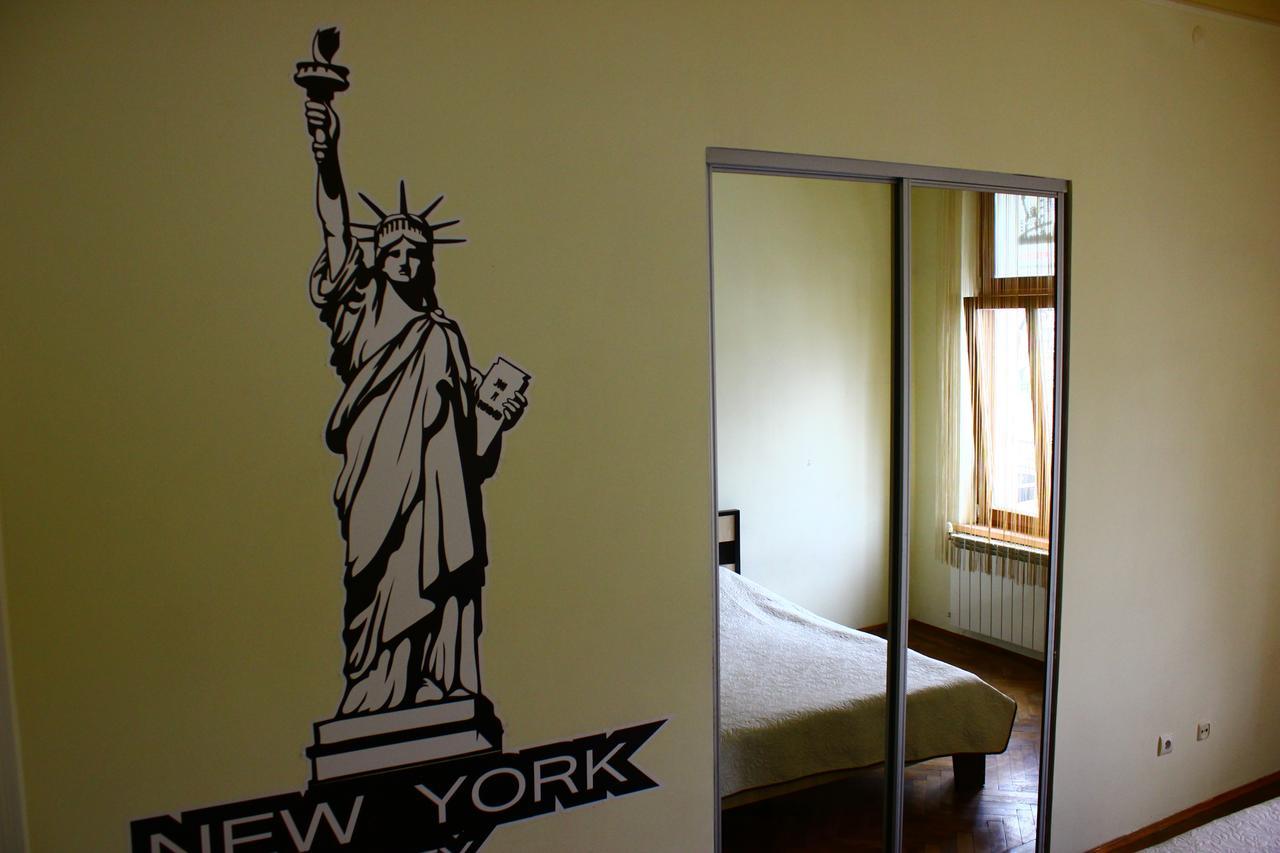 New York Hostel Lviv Dış mekan fotoğraf