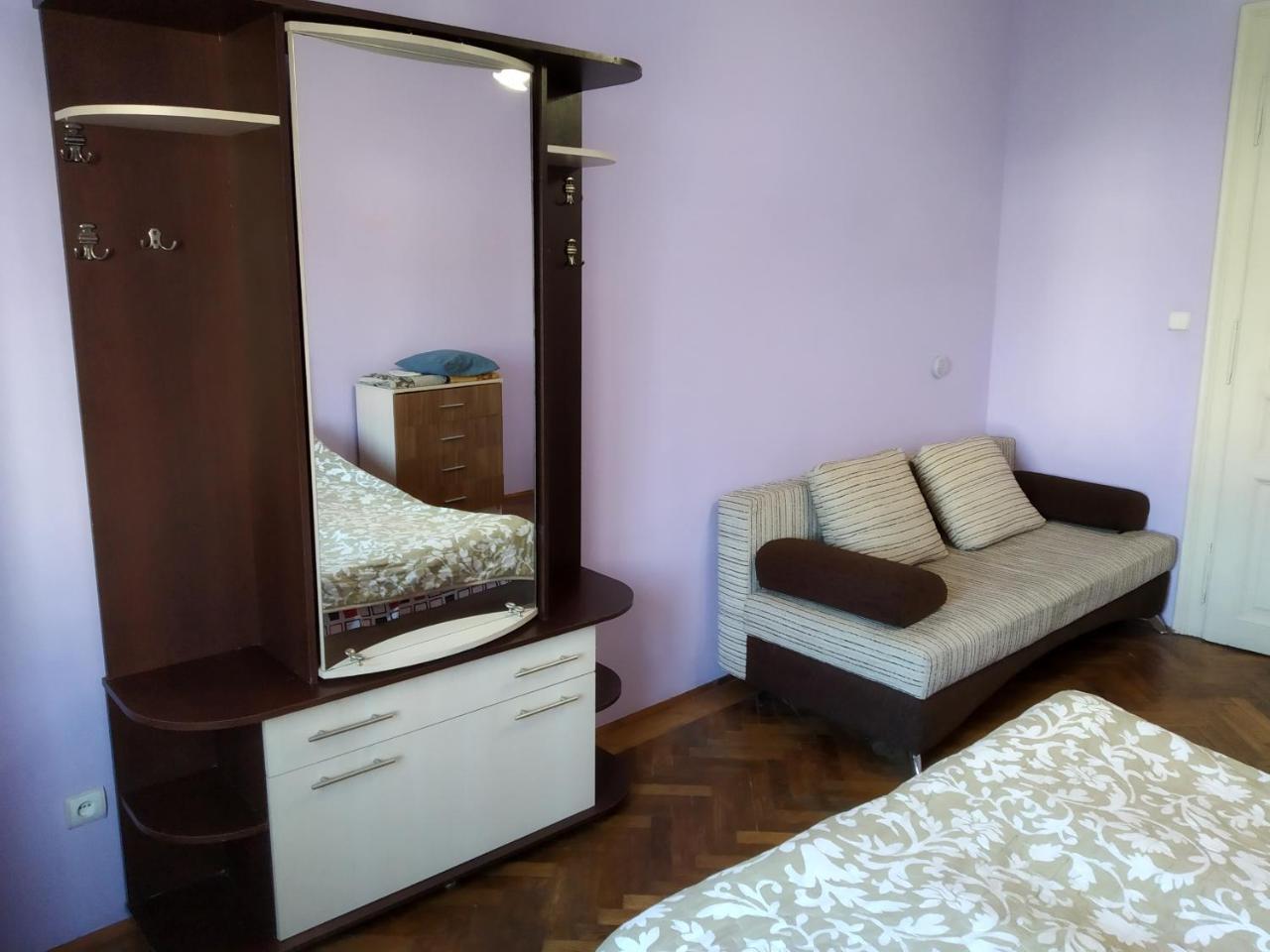 New York Hostel Lviv Dış mekan fotoğraf